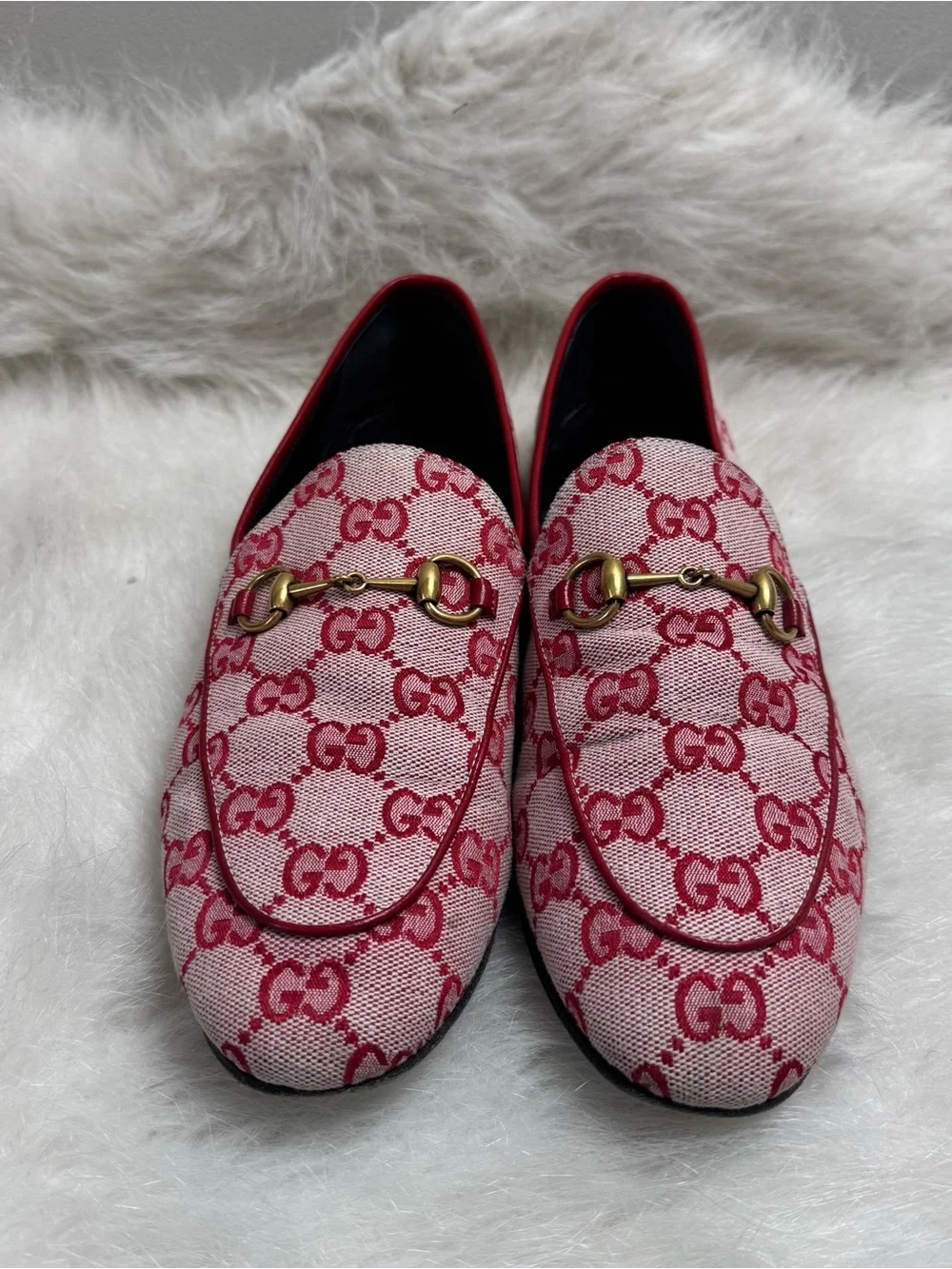 Gucci size 39